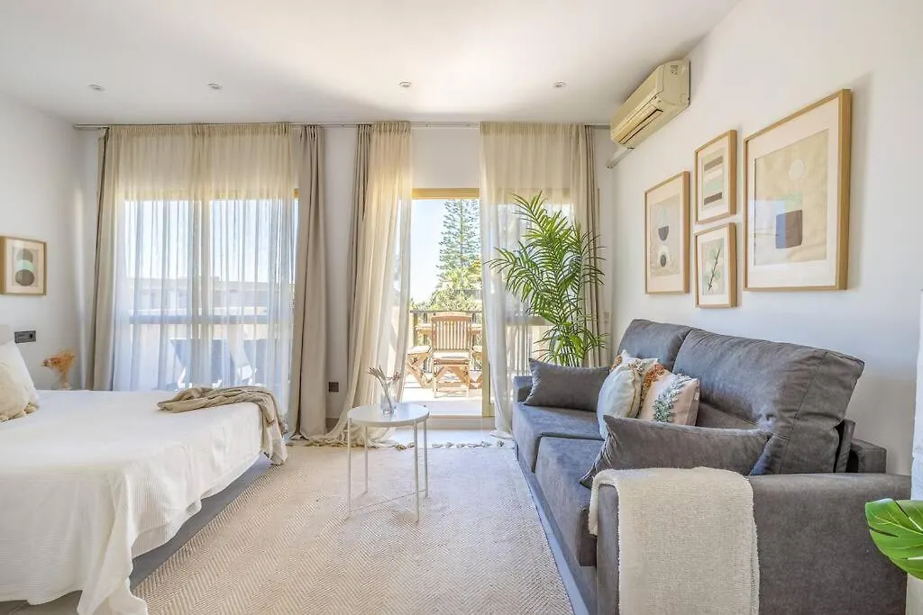 Oleholidays 726 Romana Playa Junto Al Mar Marbella Apartment