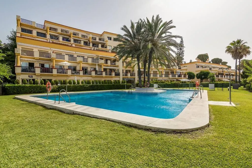 Apartment Oleholidays 726 Romana Playa Junto Al Mar Marbella Spain
